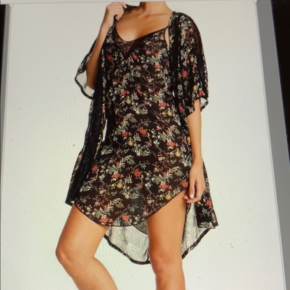 NWT Sam Edelman Floral Lace Robe - Picture 1 of 8